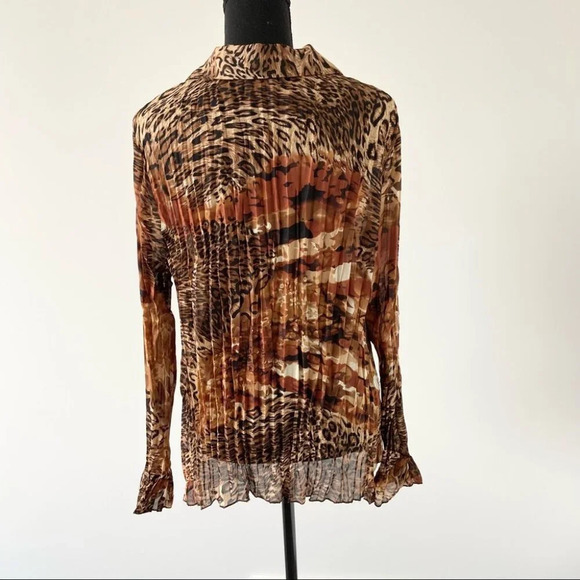 Laura Leopard Print Raffle  Blouse - Picture 3 of 16